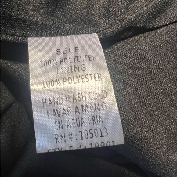 ANDREE by UNIT Long Sleeve V-Neck Ruffle Swiss Dot Black Blouse - size Medium - Picture 3 of 5